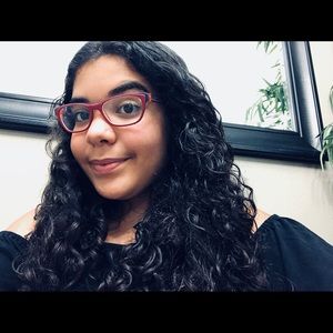 Meet your Posher, Roseli